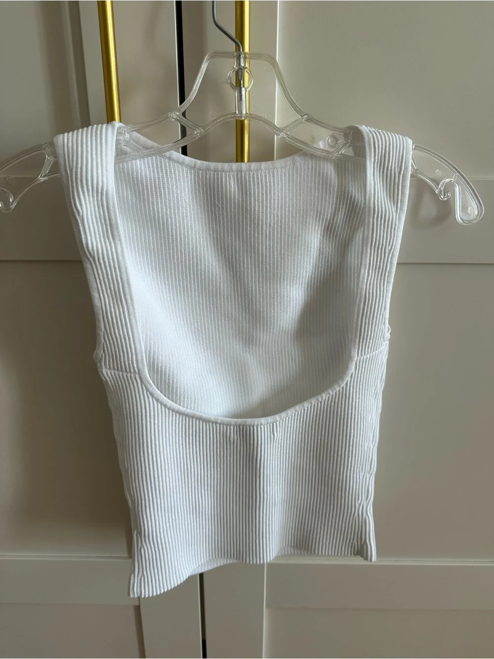 Aritzia Babaton Sculpt Knit Tank